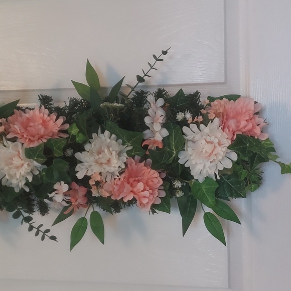Floral Swag Wreath , Front Door Decoration , Peach & White - Picture 5 of 7